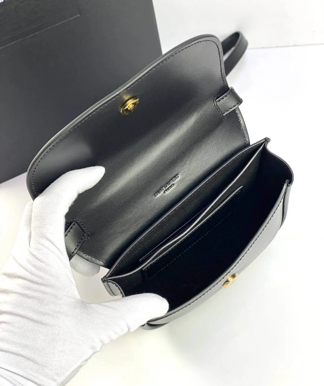 SMALL SMOOTH LEATHER KAIA BAG
