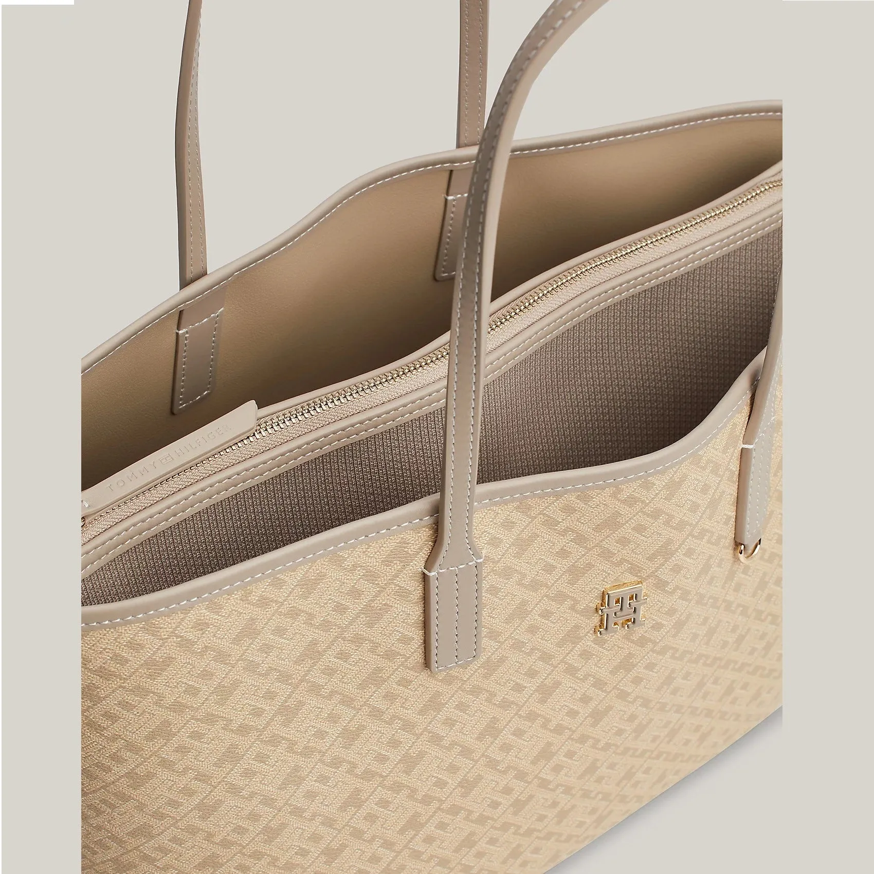 Th Monoplay Leather Tote