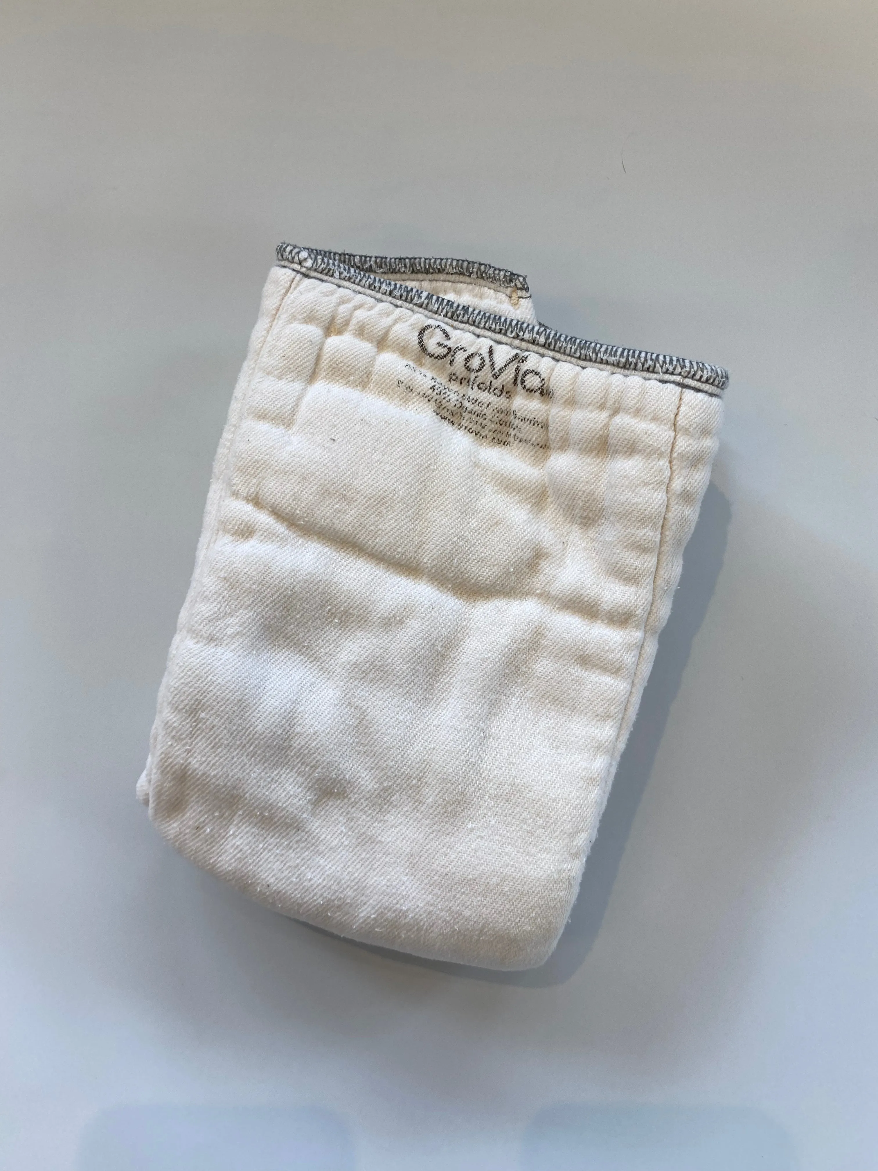 Thrifted Grovia Prefold - Bamboo (GUC)