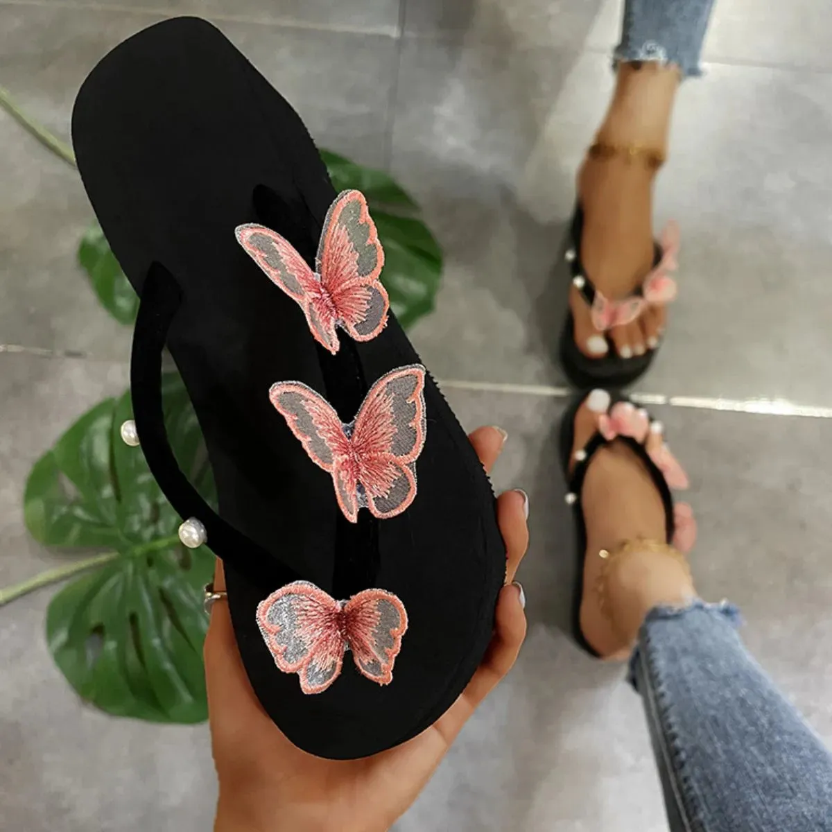 Toe Post Platform Sandals