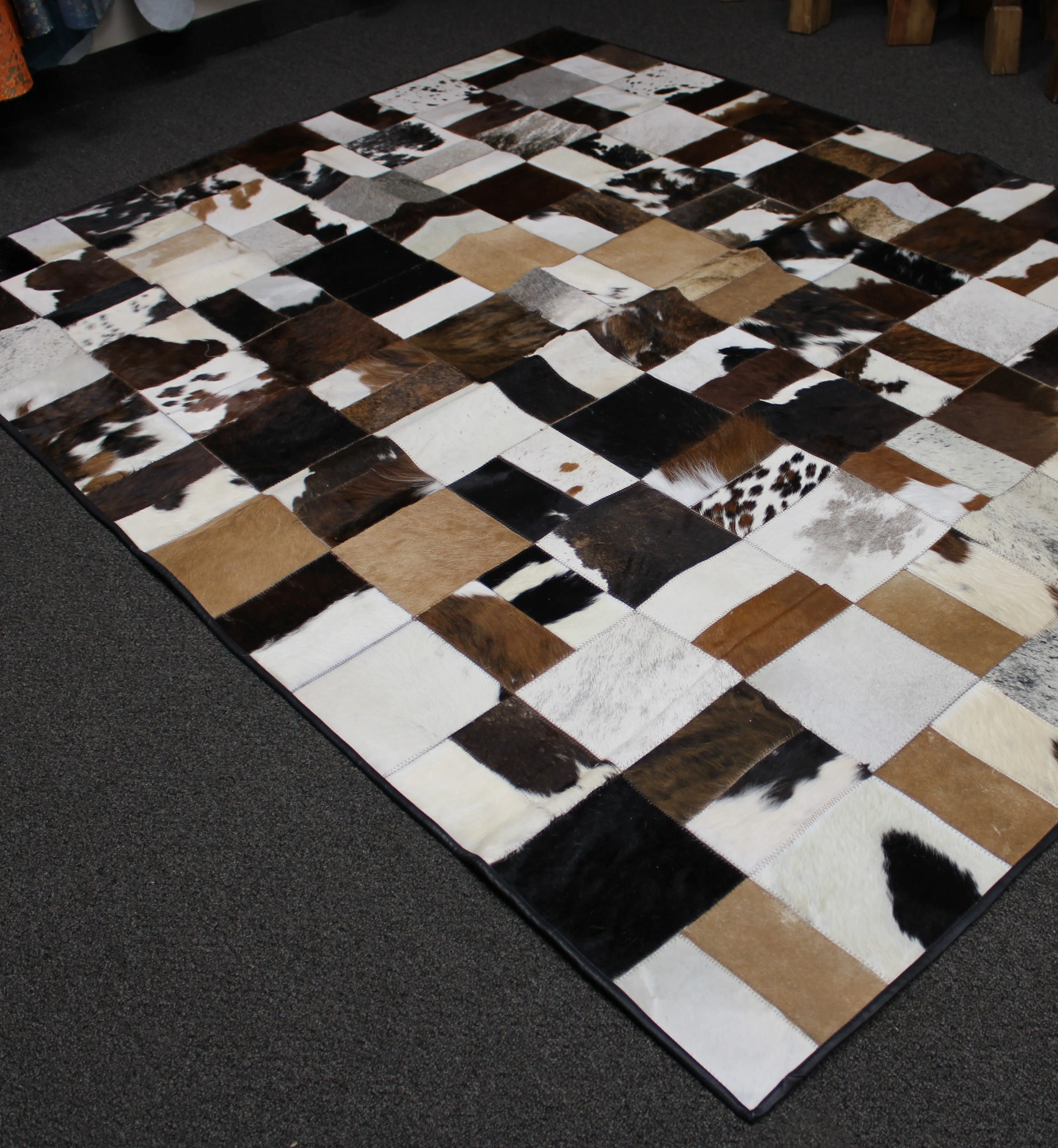 Tricolor Patchwork Cowhide Rug – 7.10ft x 5.10ft   Premium Cowhide Rug