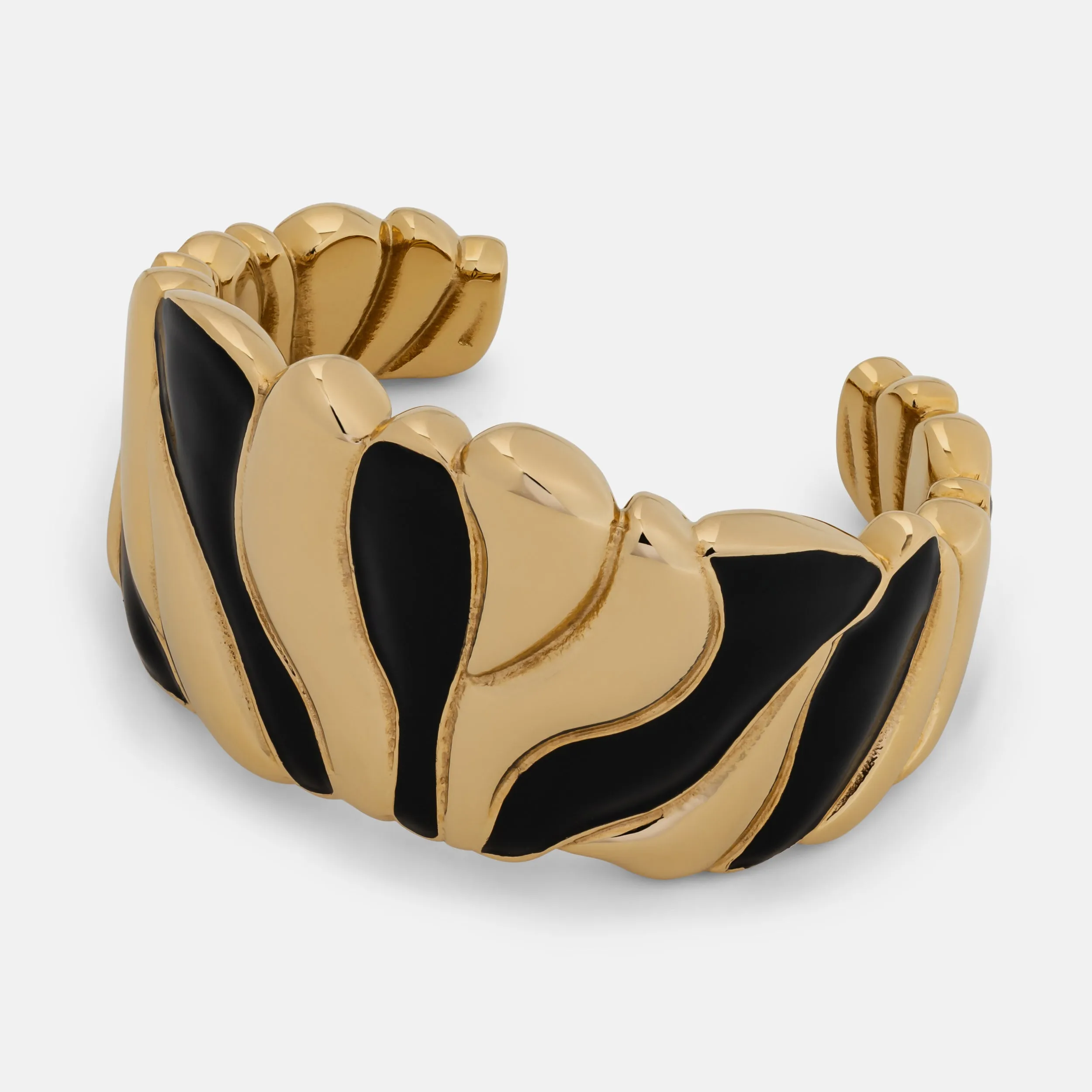 V1_Luar_Bracelet_01