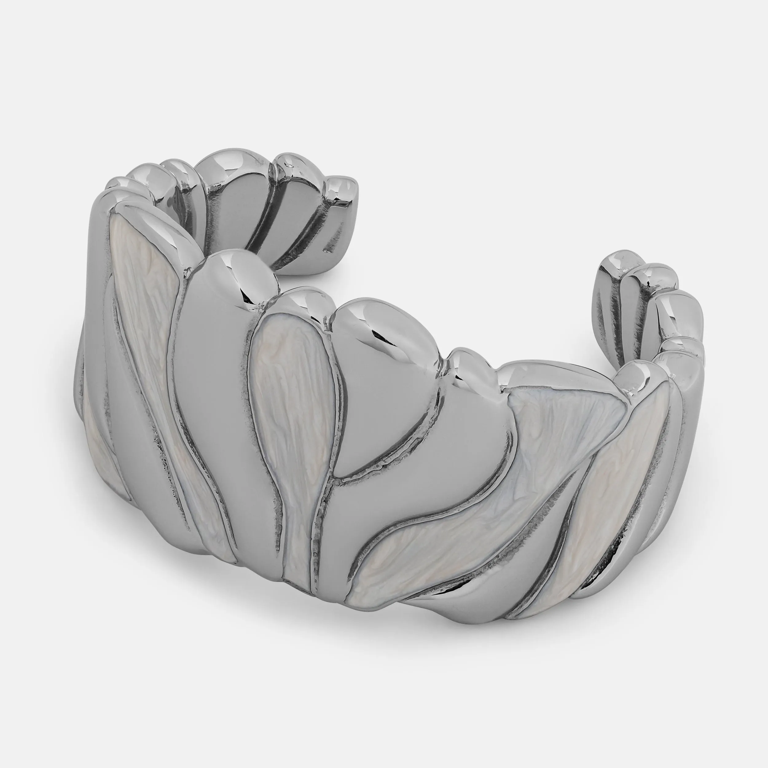 V1_Luar_Bracelet_01