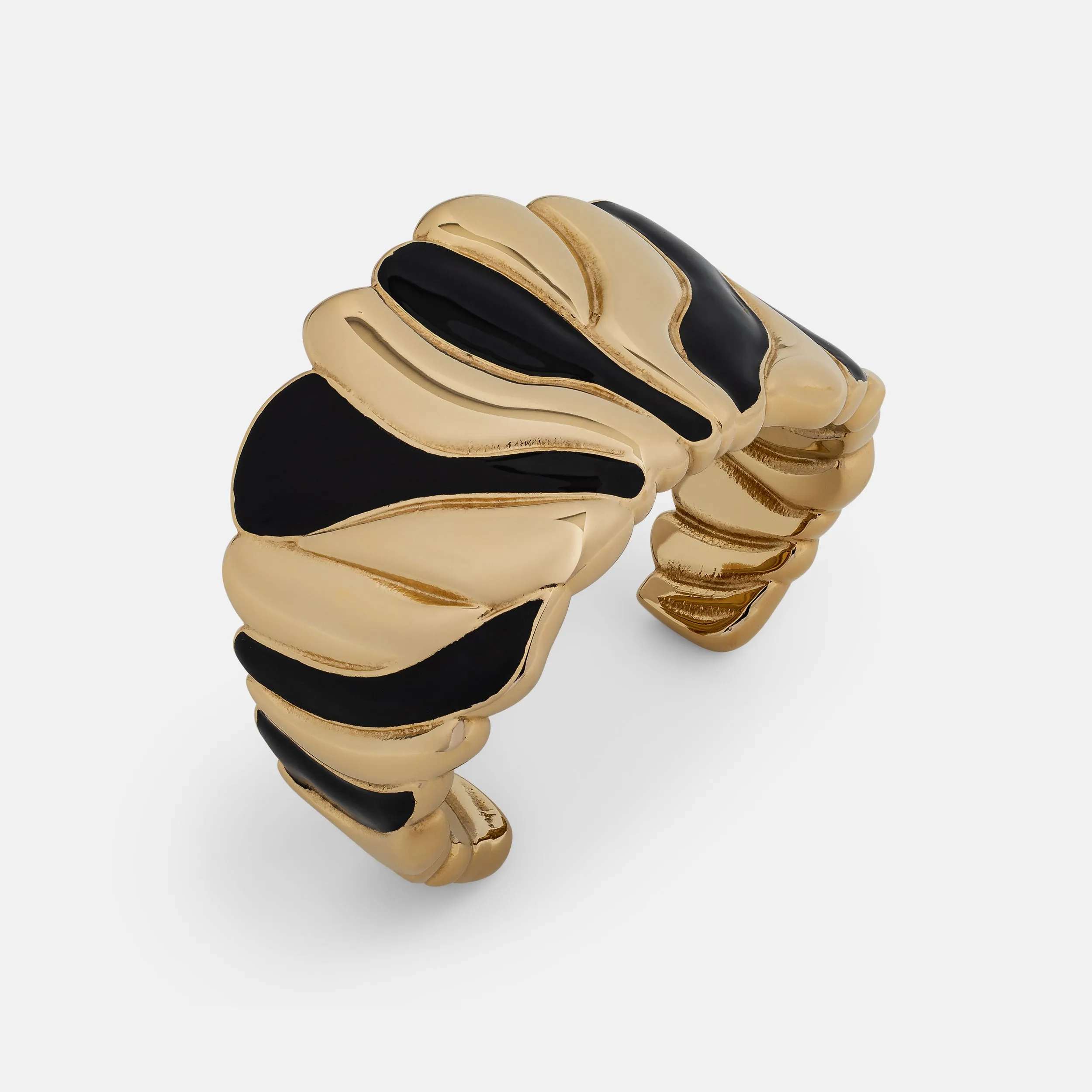 V1_Luar_Bracelet_01