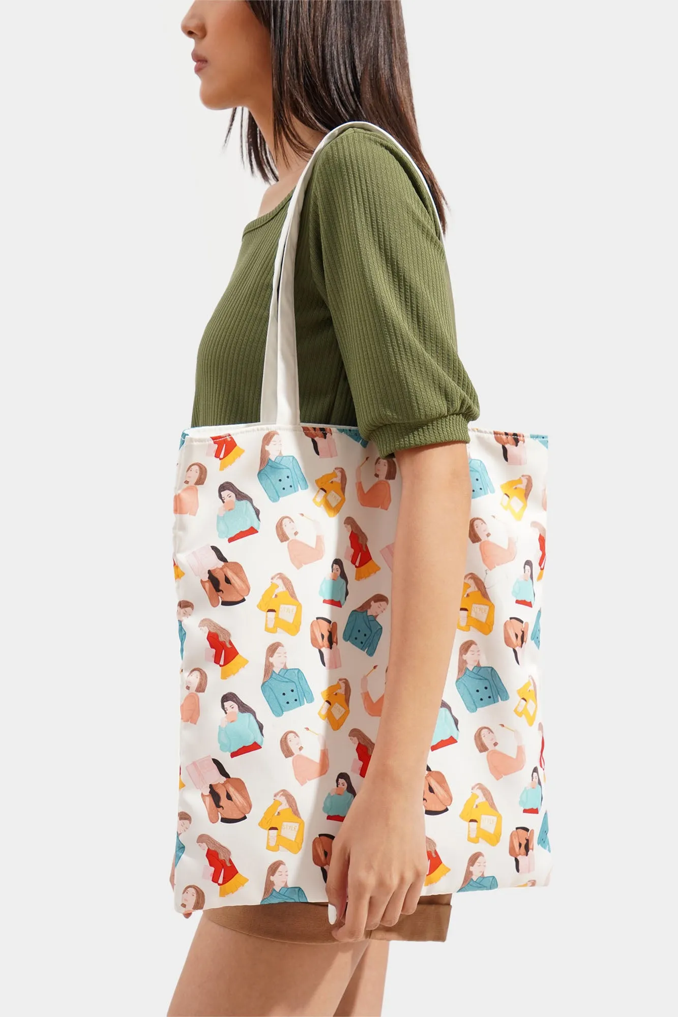 Women All Over Print Graphic Tote Bag