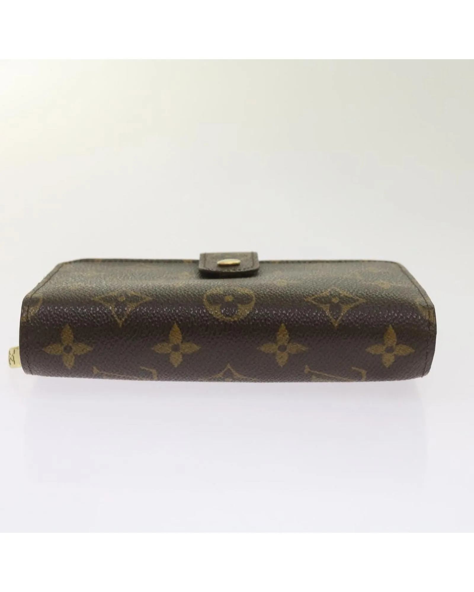 Zippy Wallet Monogram Canvas M60017